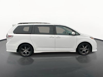 2015 Toyota Sienna SE