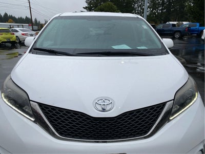 2015 Toyota Sienna SE