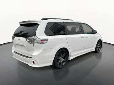 2015 Toyota Sienna SE