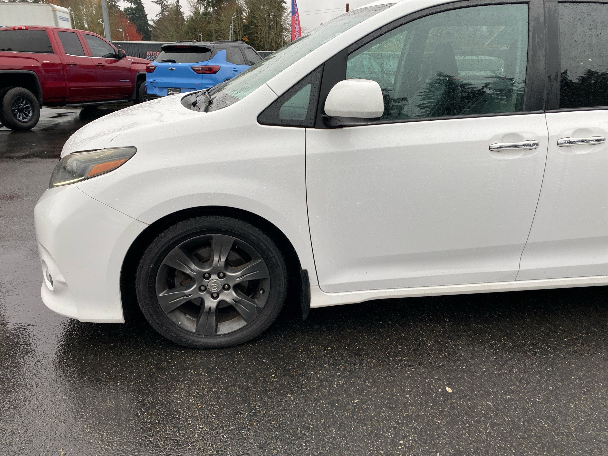 2015 Toyota Sienna SE