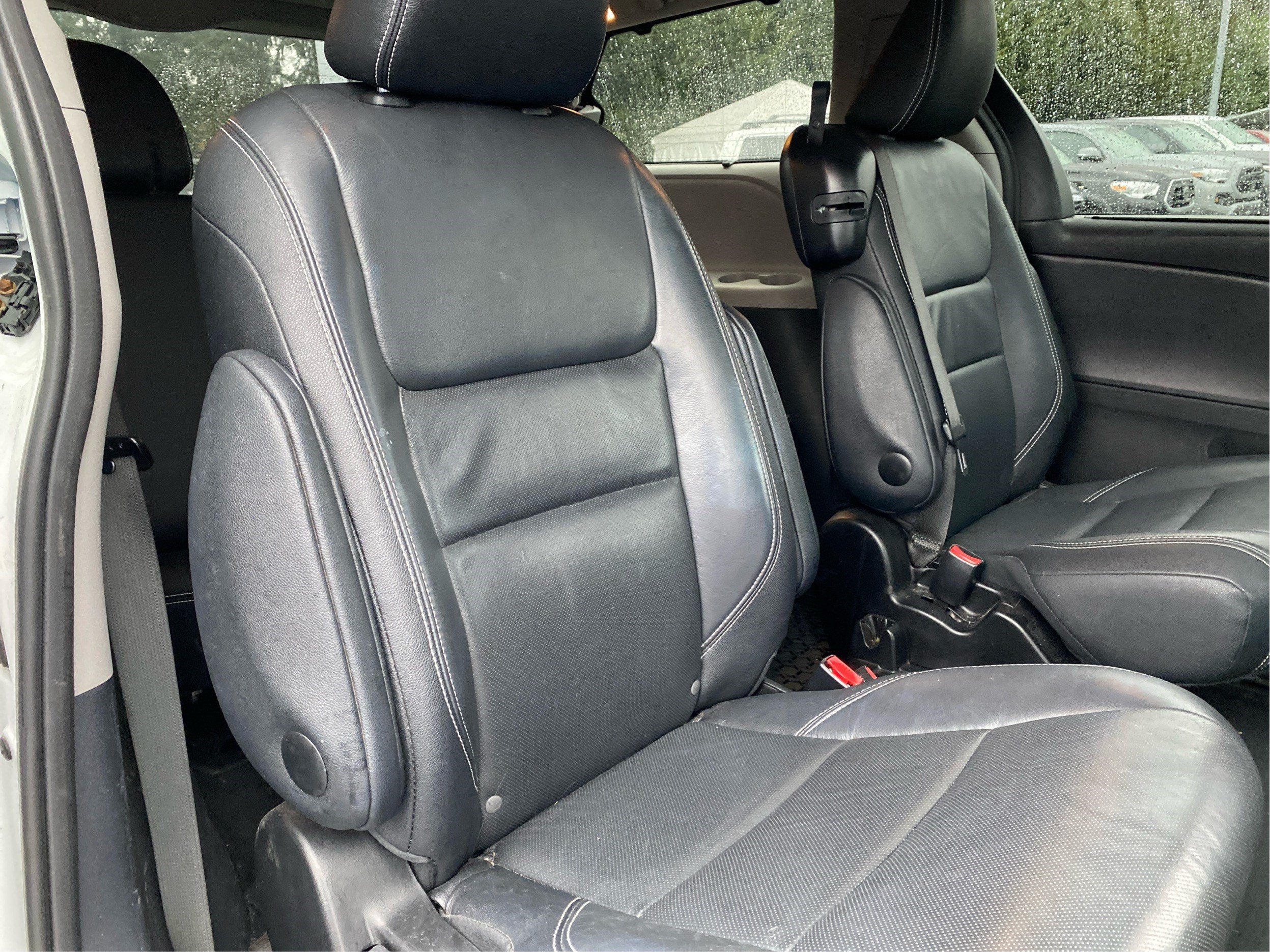 2015 Toyota Sienna SE