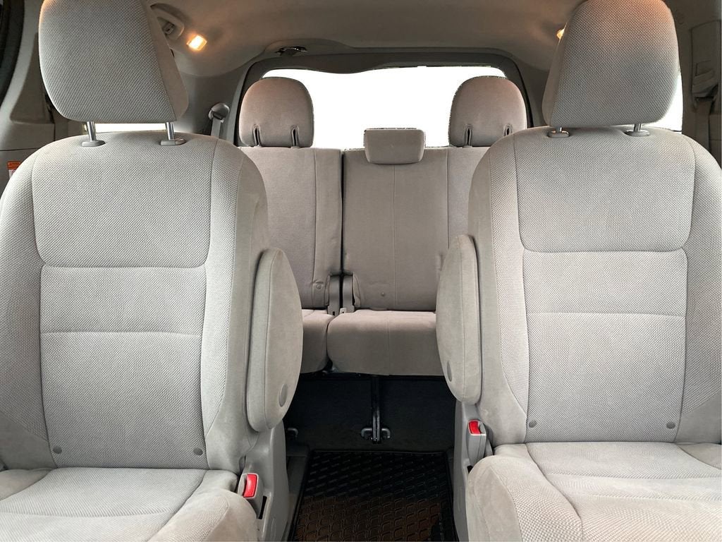 2020 Toyota Sienna L