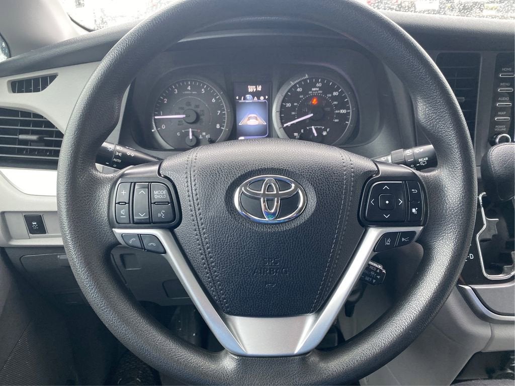 2020 Toyota Sienna L