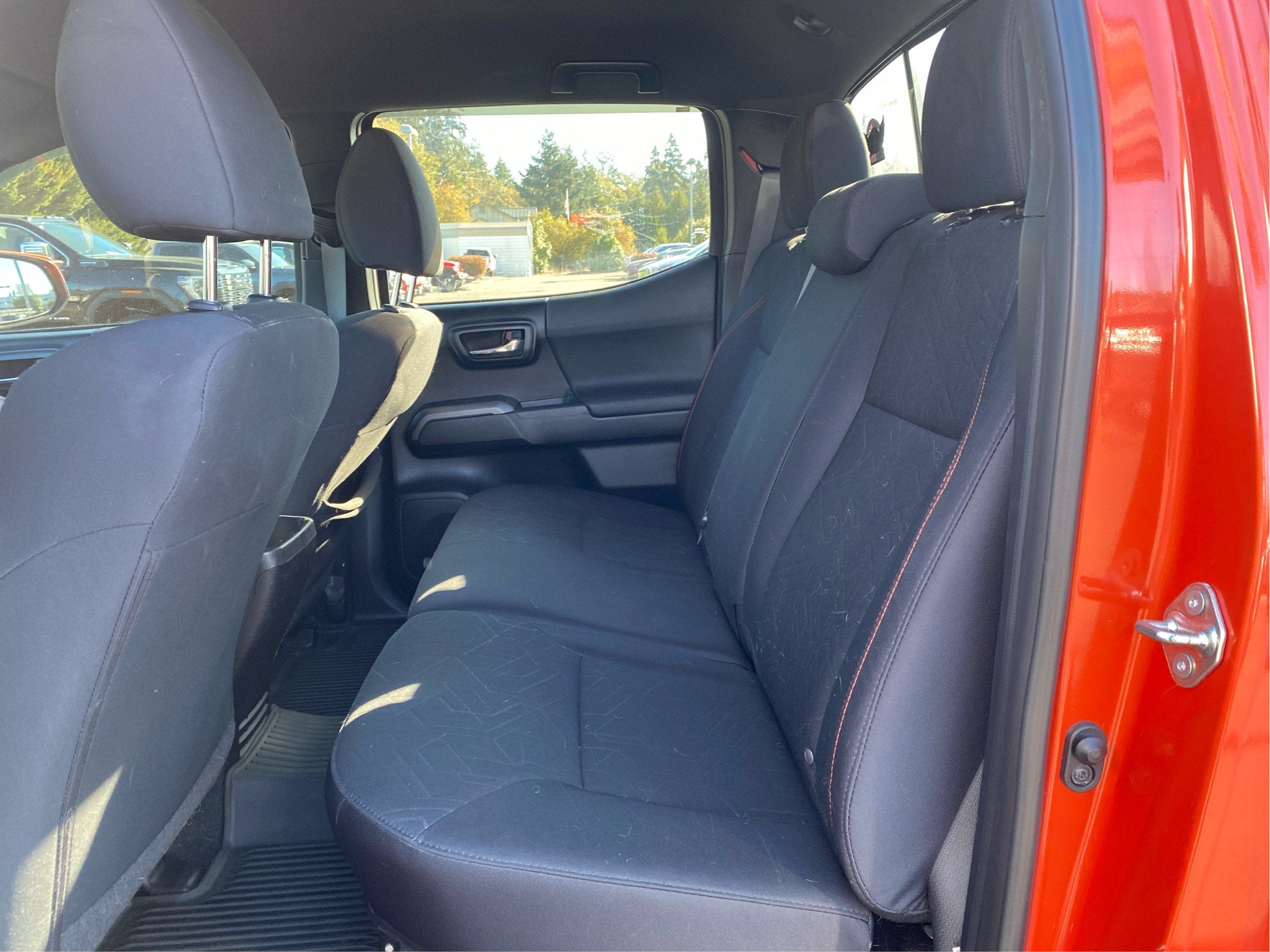 2016 Toyota Tacoma SR