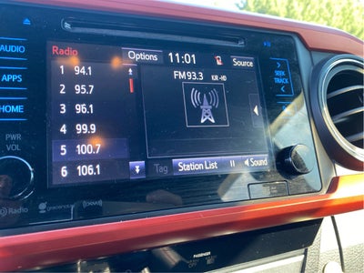 2016 Toyota Tacoma SR