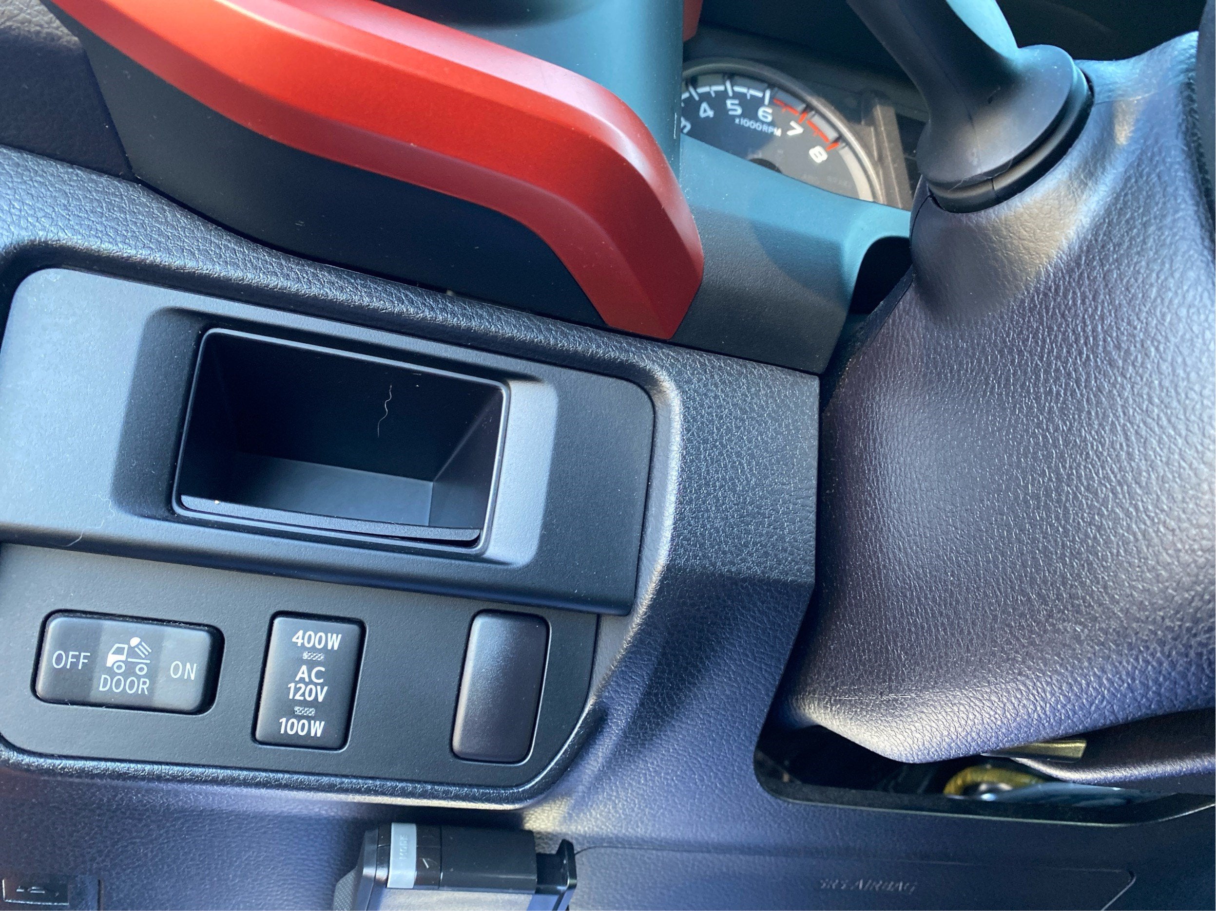 2016 Toyota Tacoma SR