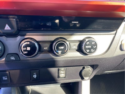 2016 Toyota Tacoma SR