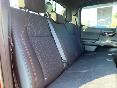 2016 Toyota Tacoma SR