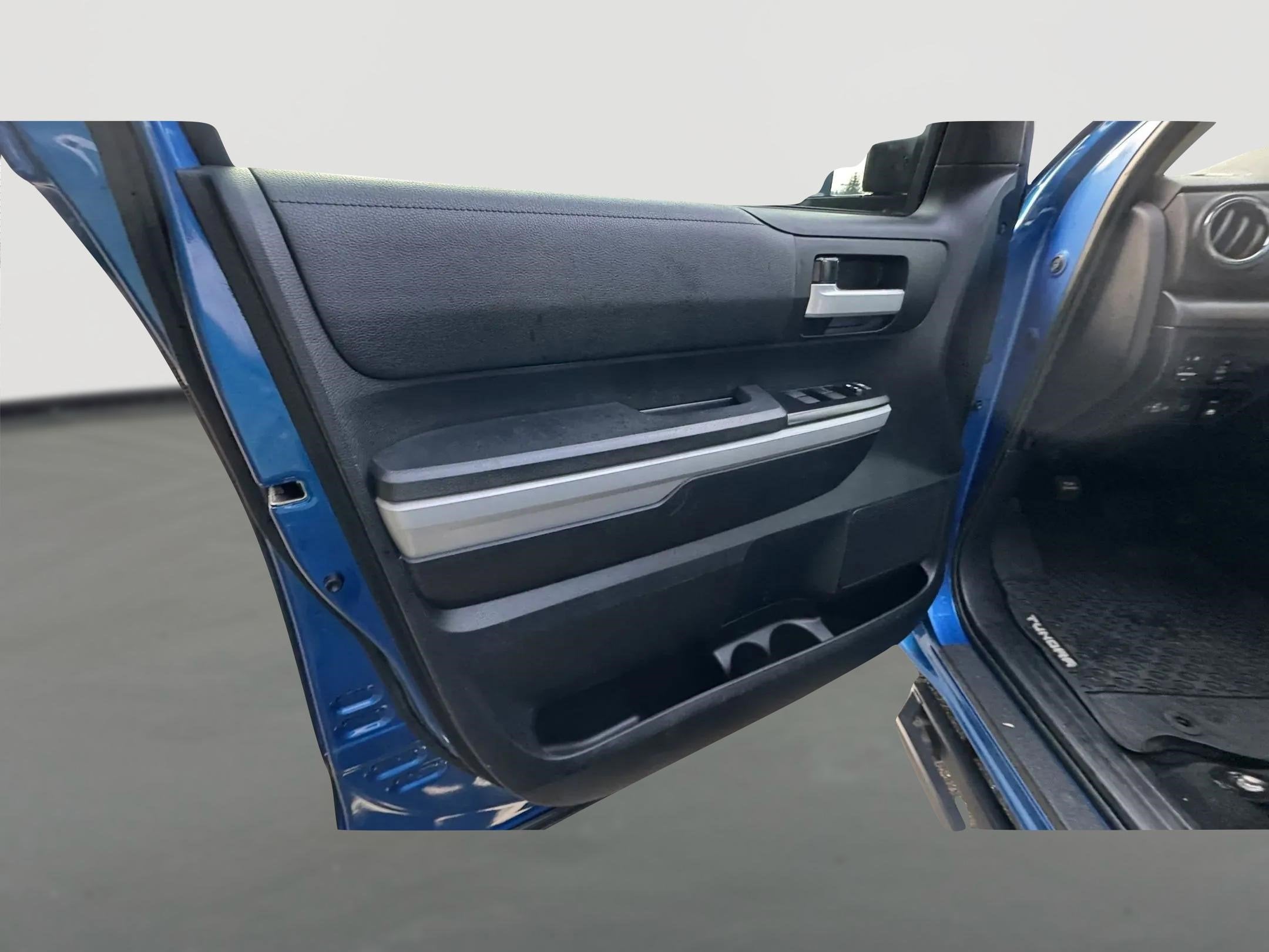 2018 Toyota Tundra 4WD SR5