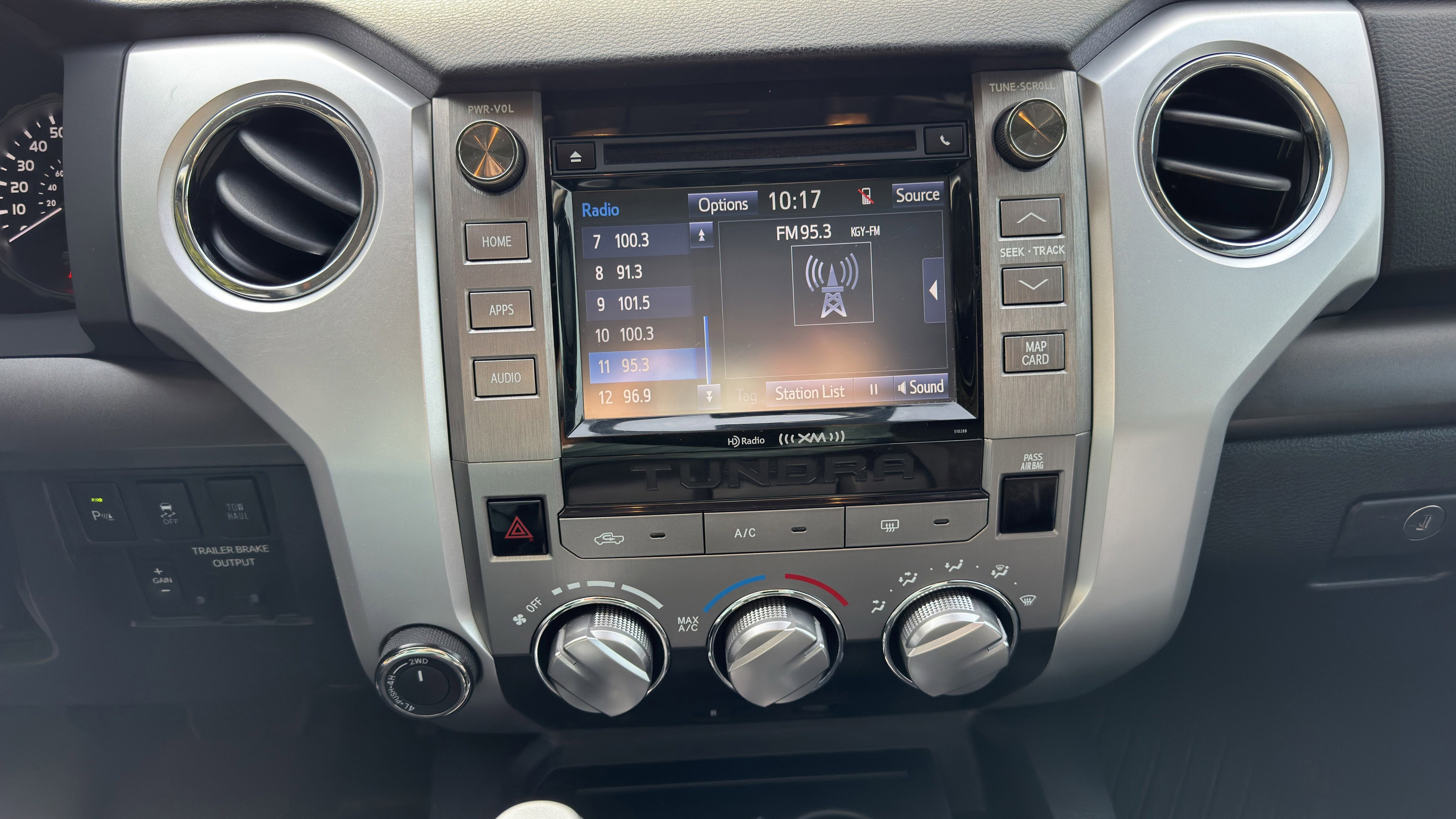 2018 Toyota Tundra 4WD SR5