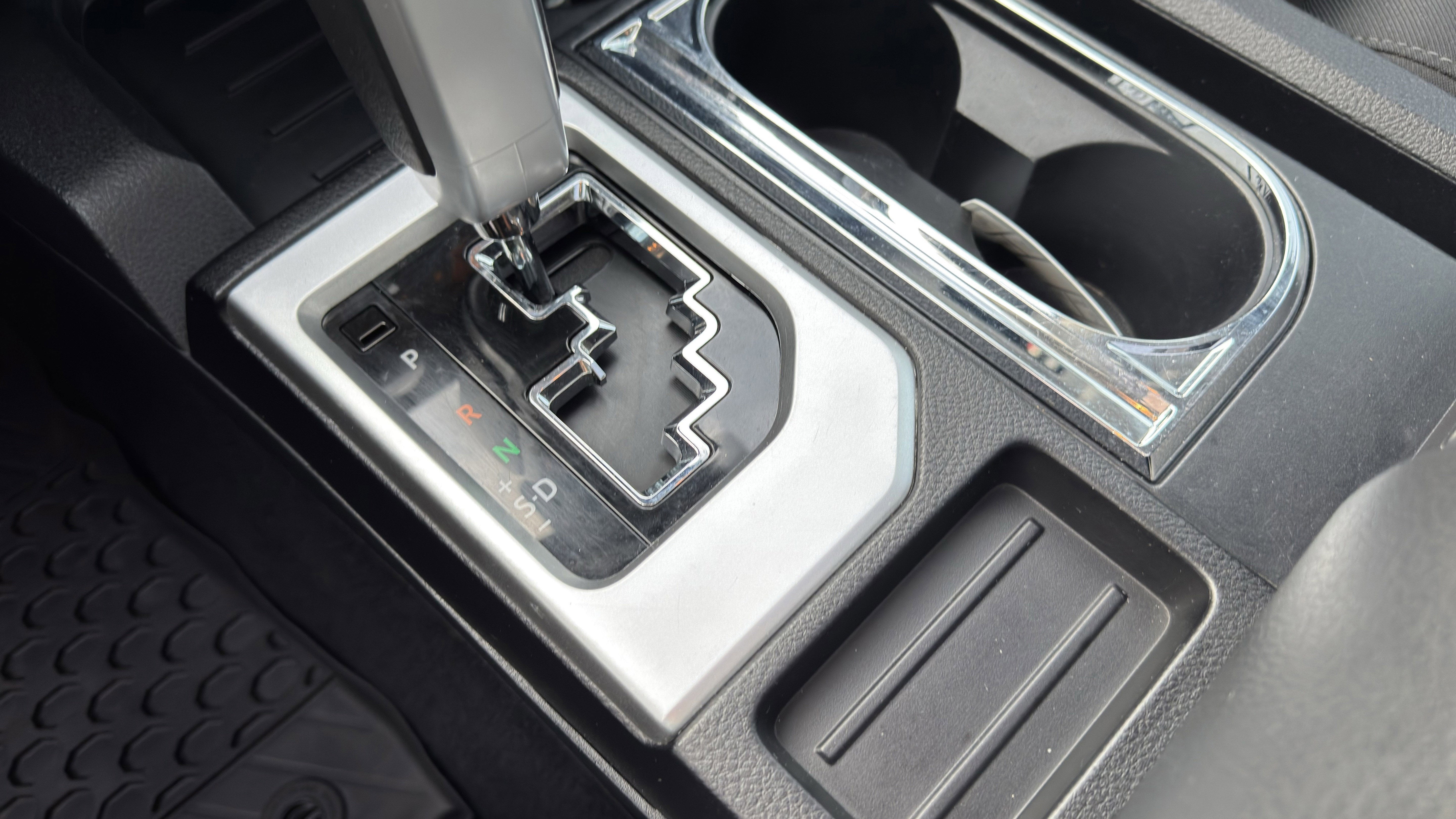 2018 Toyota Tundra 4WD SR5