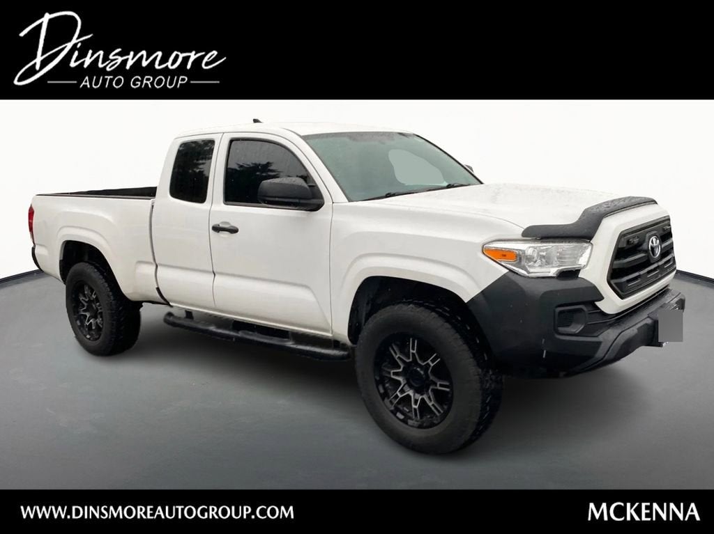 2017 Toyota Tacoma SR