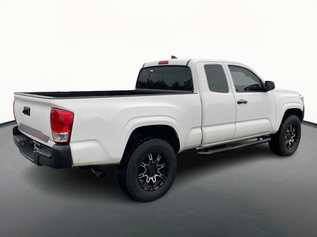 2017 Toyota Tacoma SR