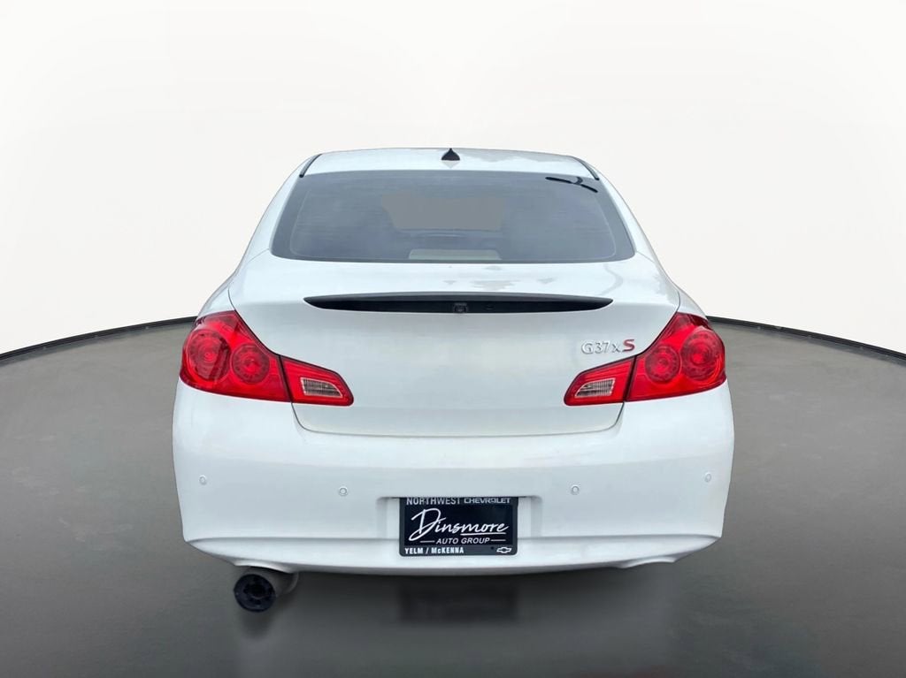 2013 INFINITI G37x x
