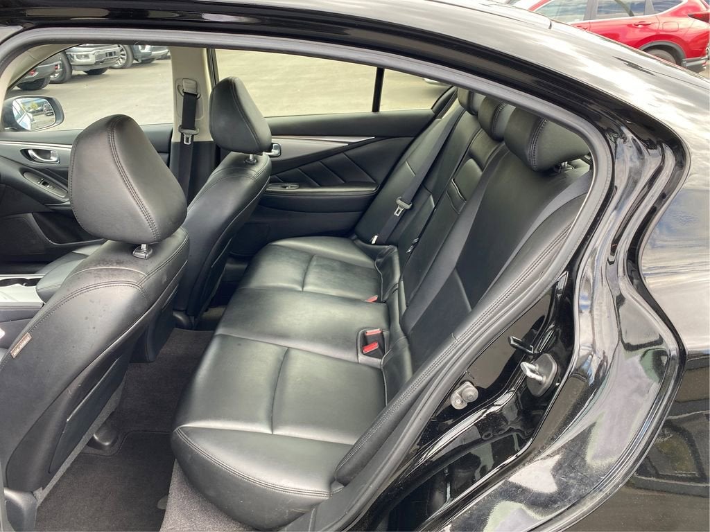 2021 INFINITI Q50 LUXE