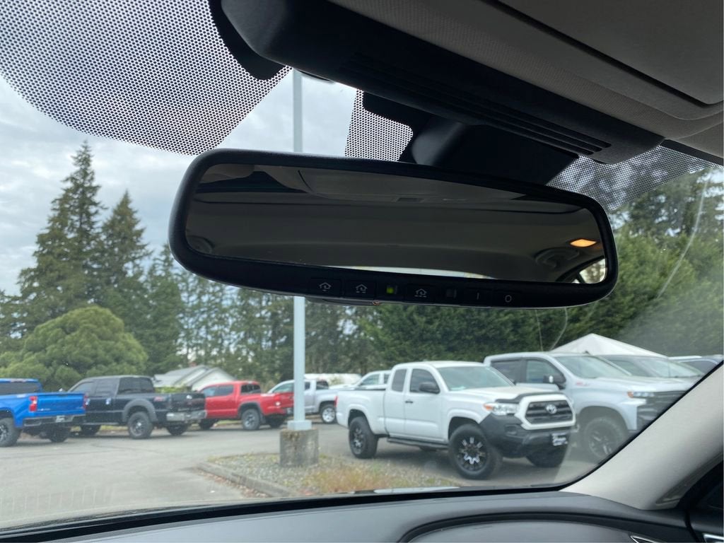 2021 INFINITI Q50 LUXE