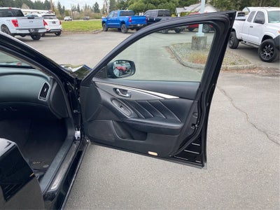 2021 INFINITI Q50 LUXE