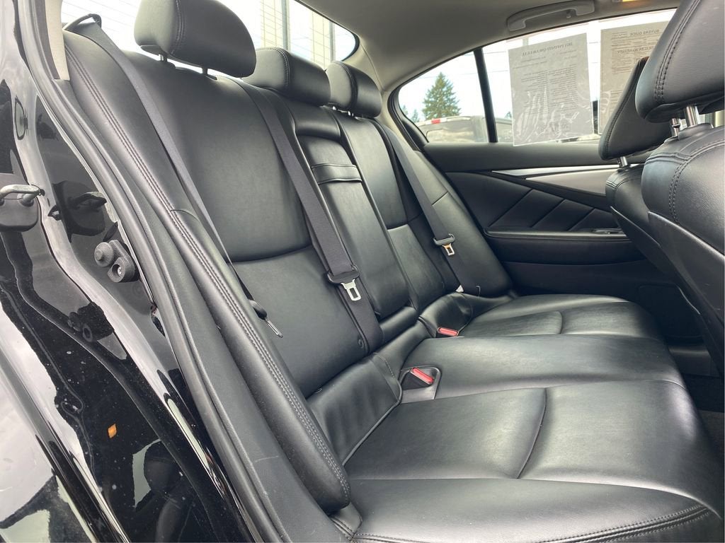 2021 INFINITI Q50 LUXE