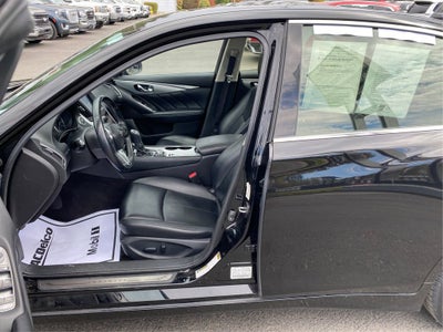 2021 INFINITI Q50 LUXE