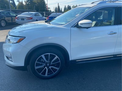 2017 Nissan Rogue SL