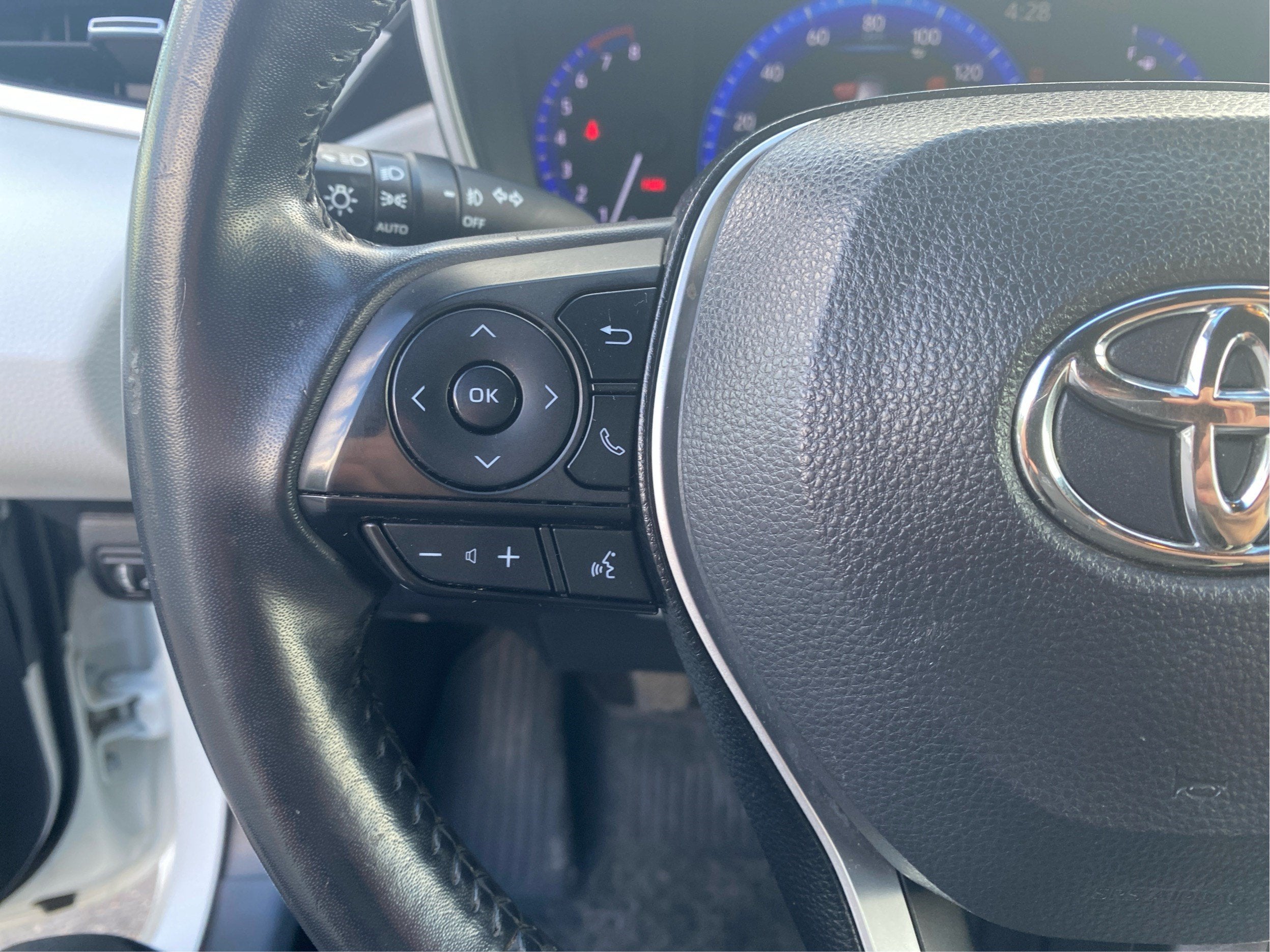 2020 Toyota Corolla Hatchback XSE
