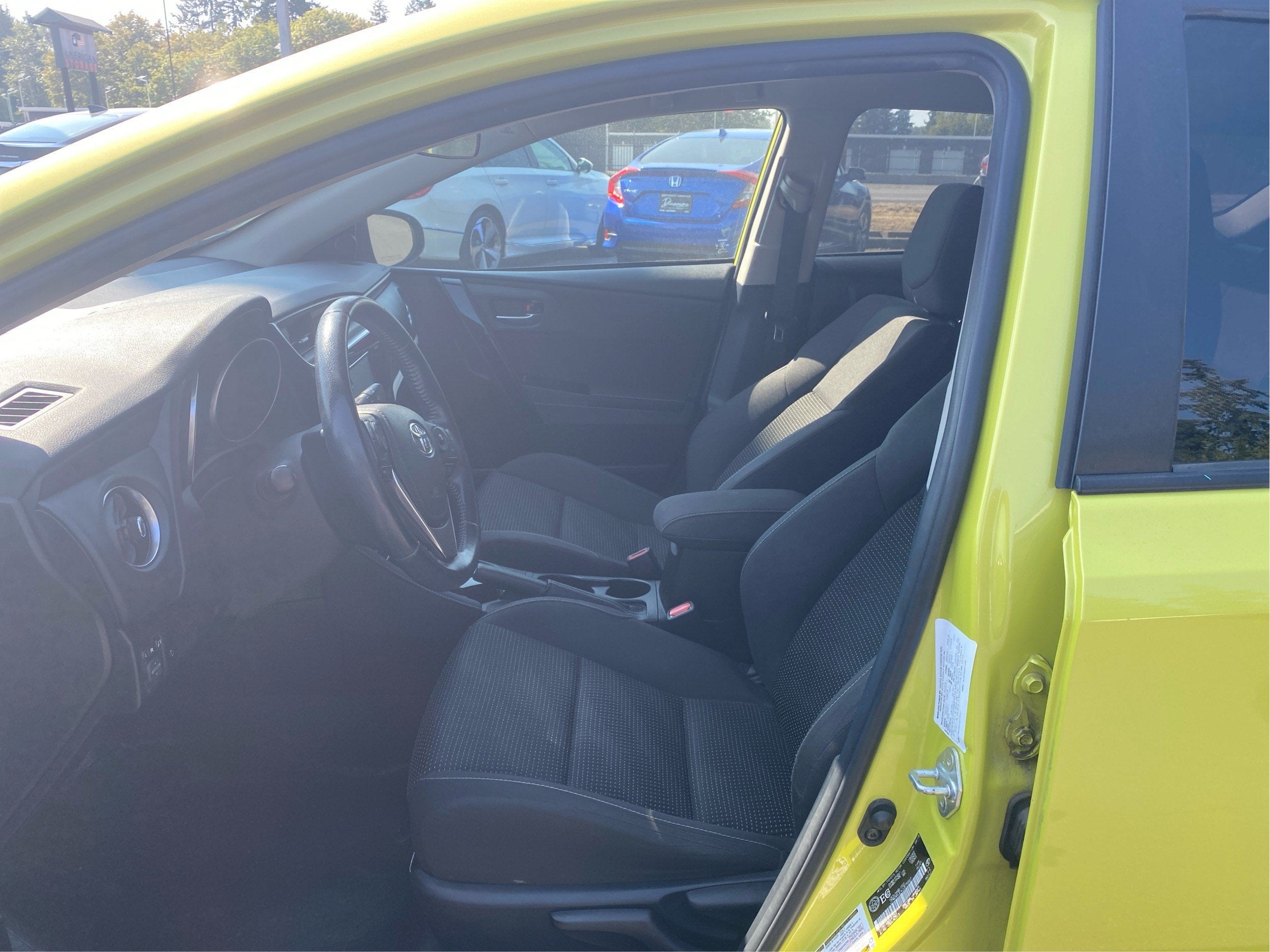 2018 Toyota Corolla iM 5DR HB SE CVT