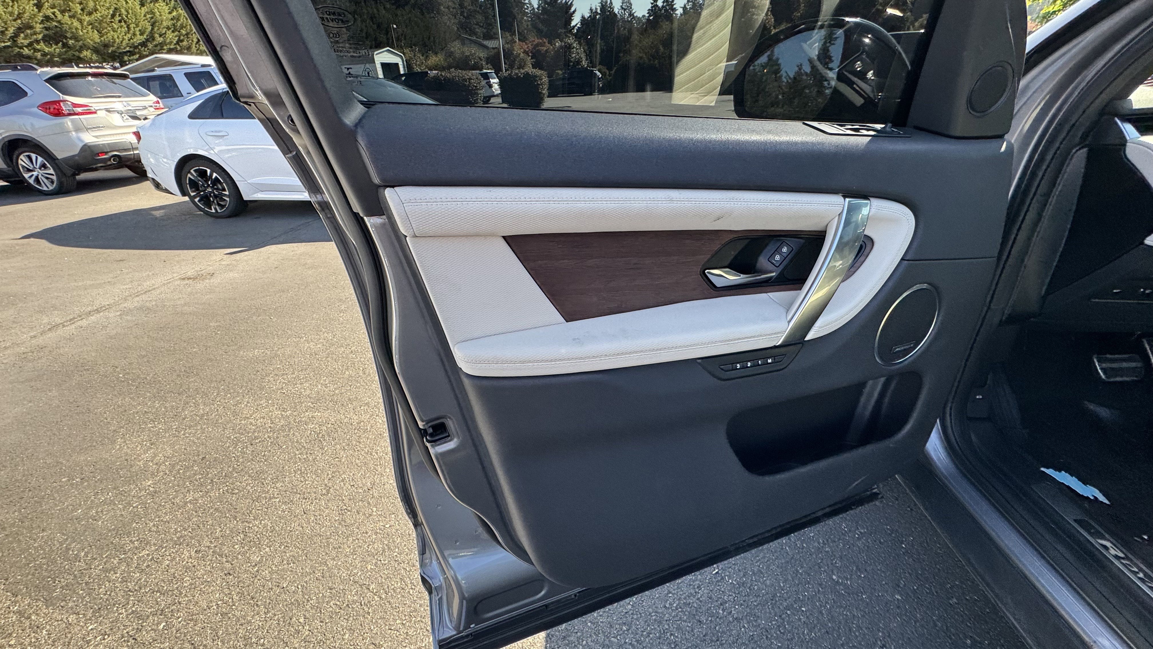 2023 Land Rover Discovery Sport SE R-Dynamic