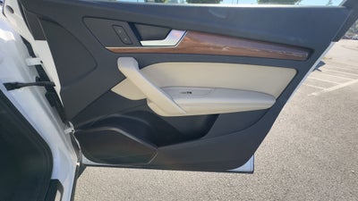 2022 Audi Q5 Premium Plus 45 TFSI S line quattro S tronic