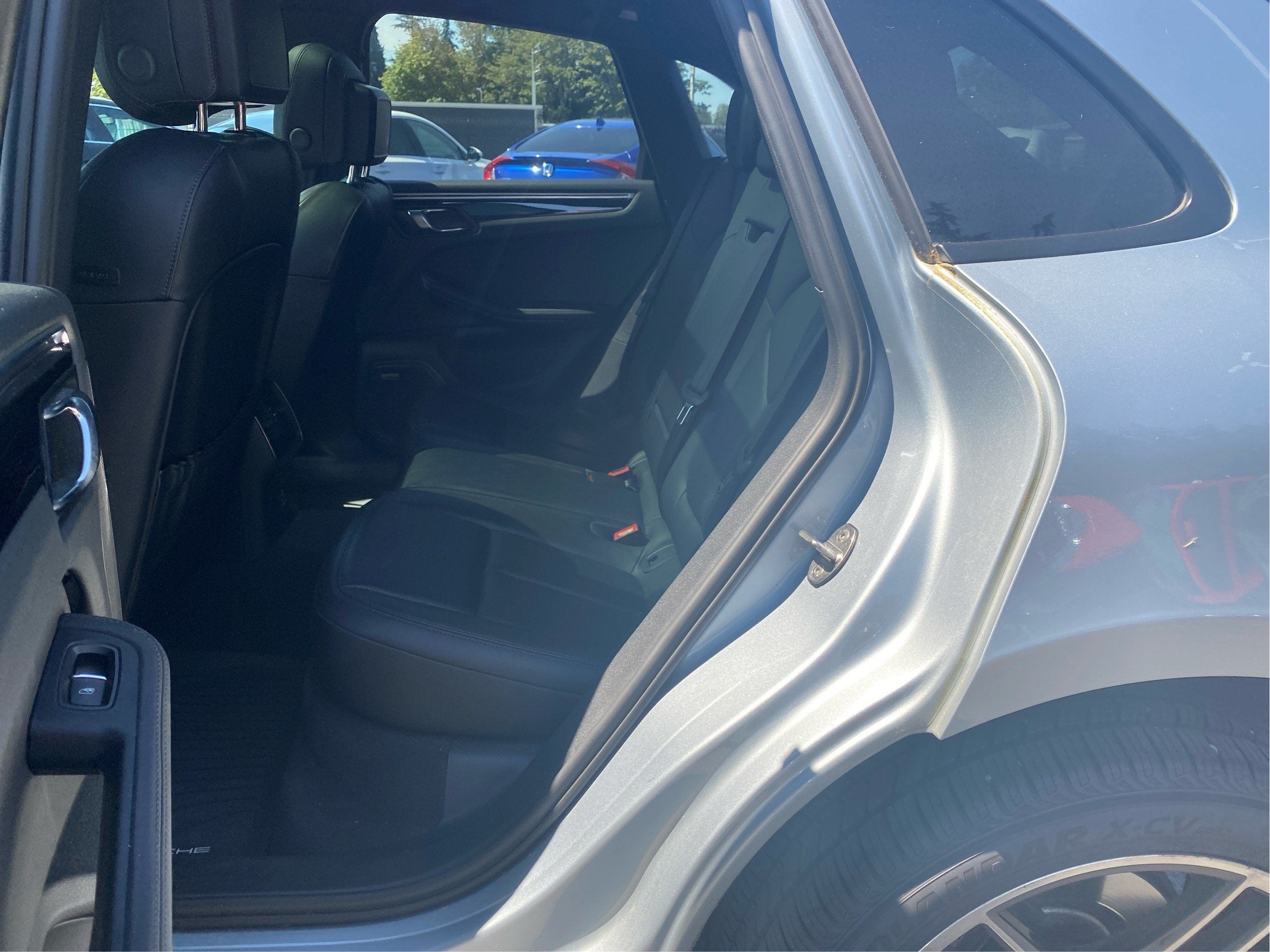 2021 Porsche Macan 4DR AWD