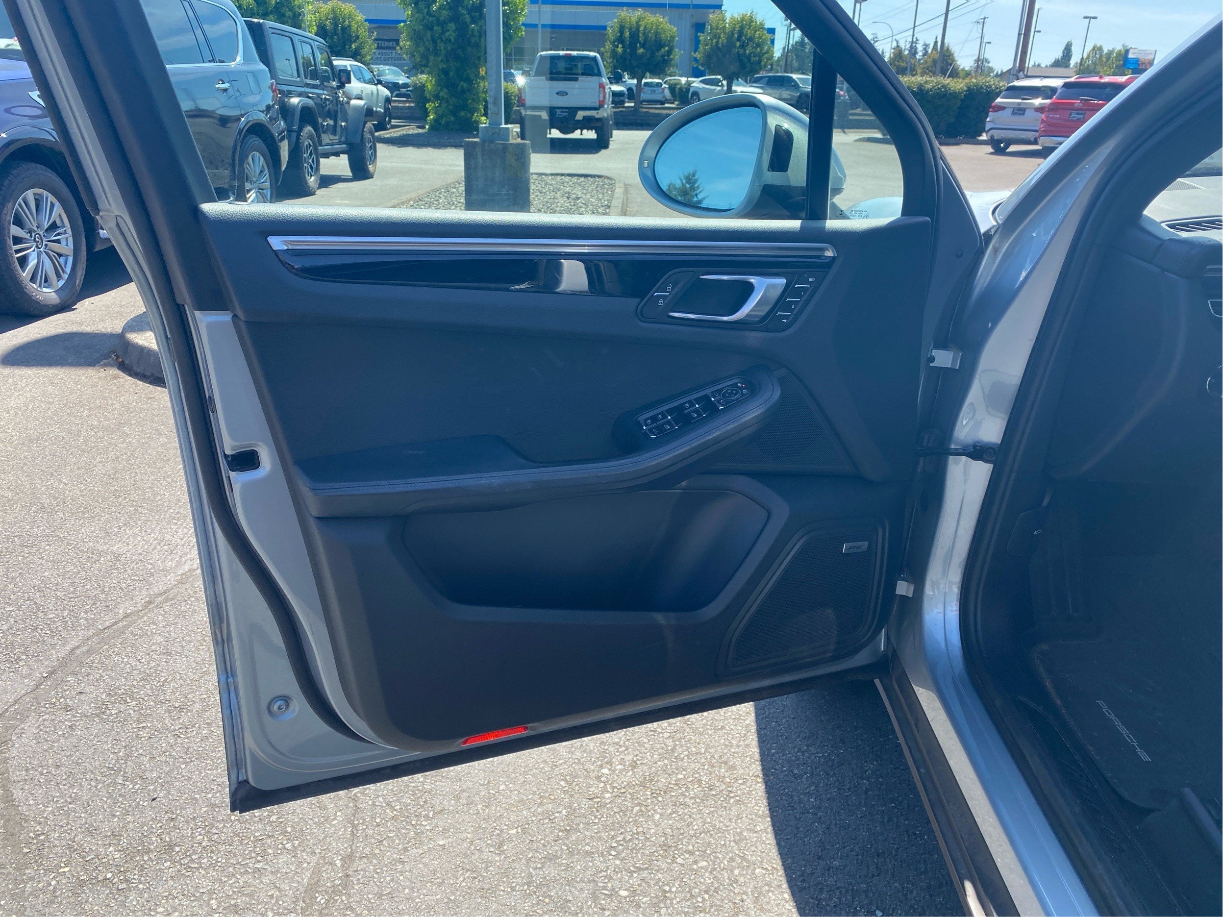 2021 Porsche Macan 4DR AWD