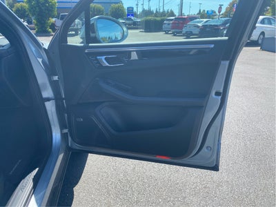 2021 Porsche Macan 4DR AWD