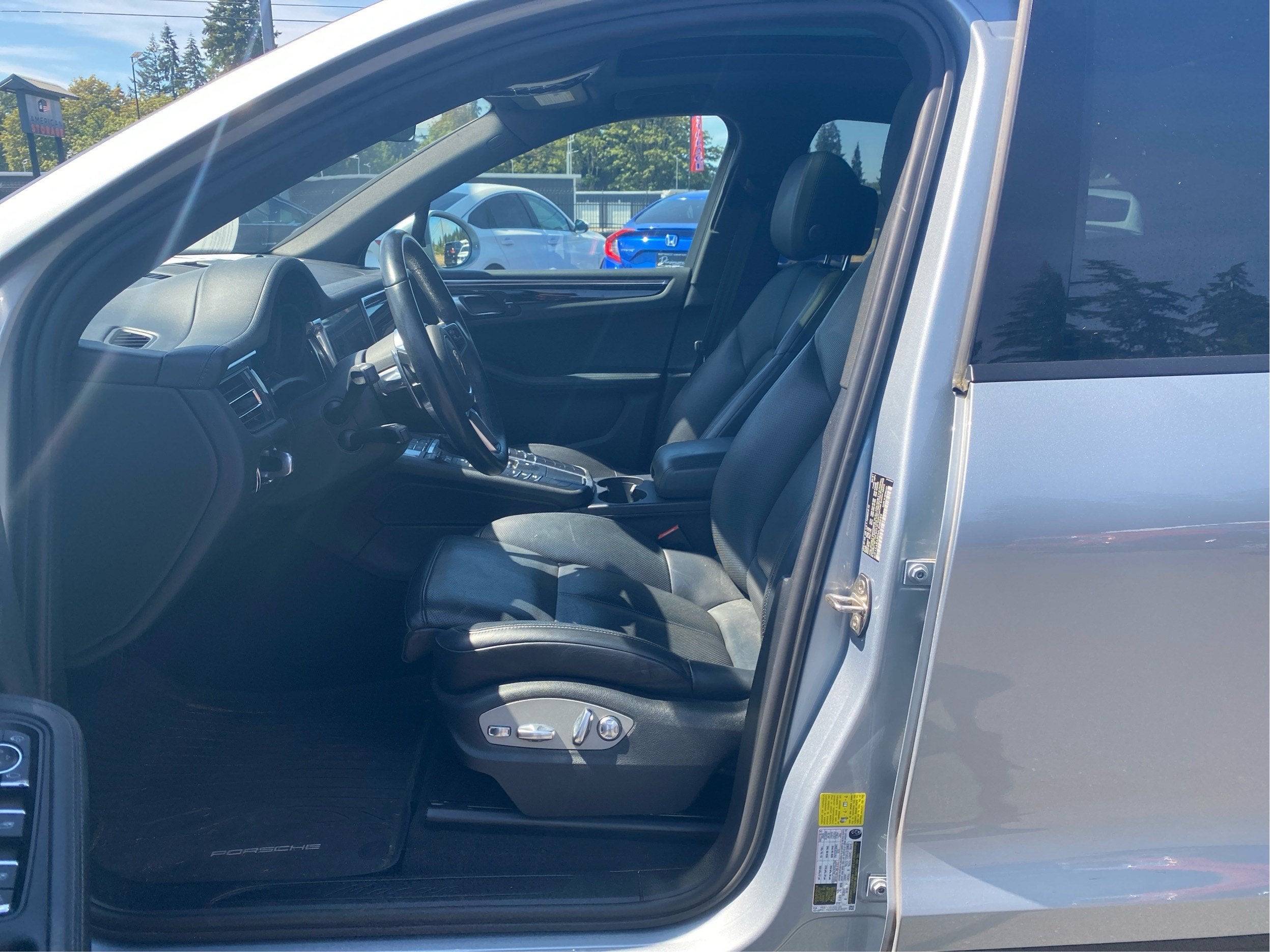 2021 Porsche Macan 4DR AWD