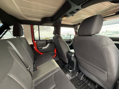 2018 Jeep Wrangler JK Unlimited Sahara 4x4