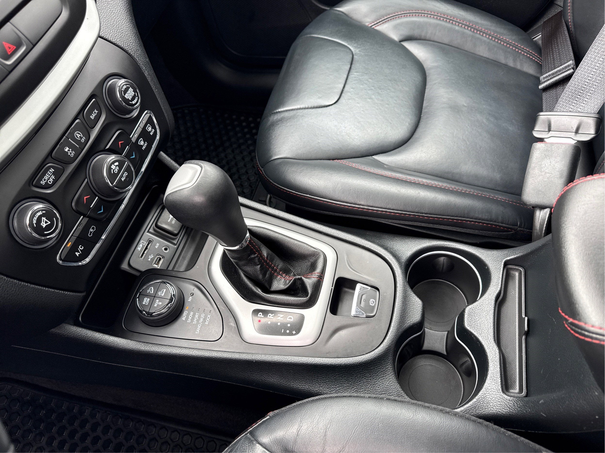 2016 Jeep Cherokee Trailhawk