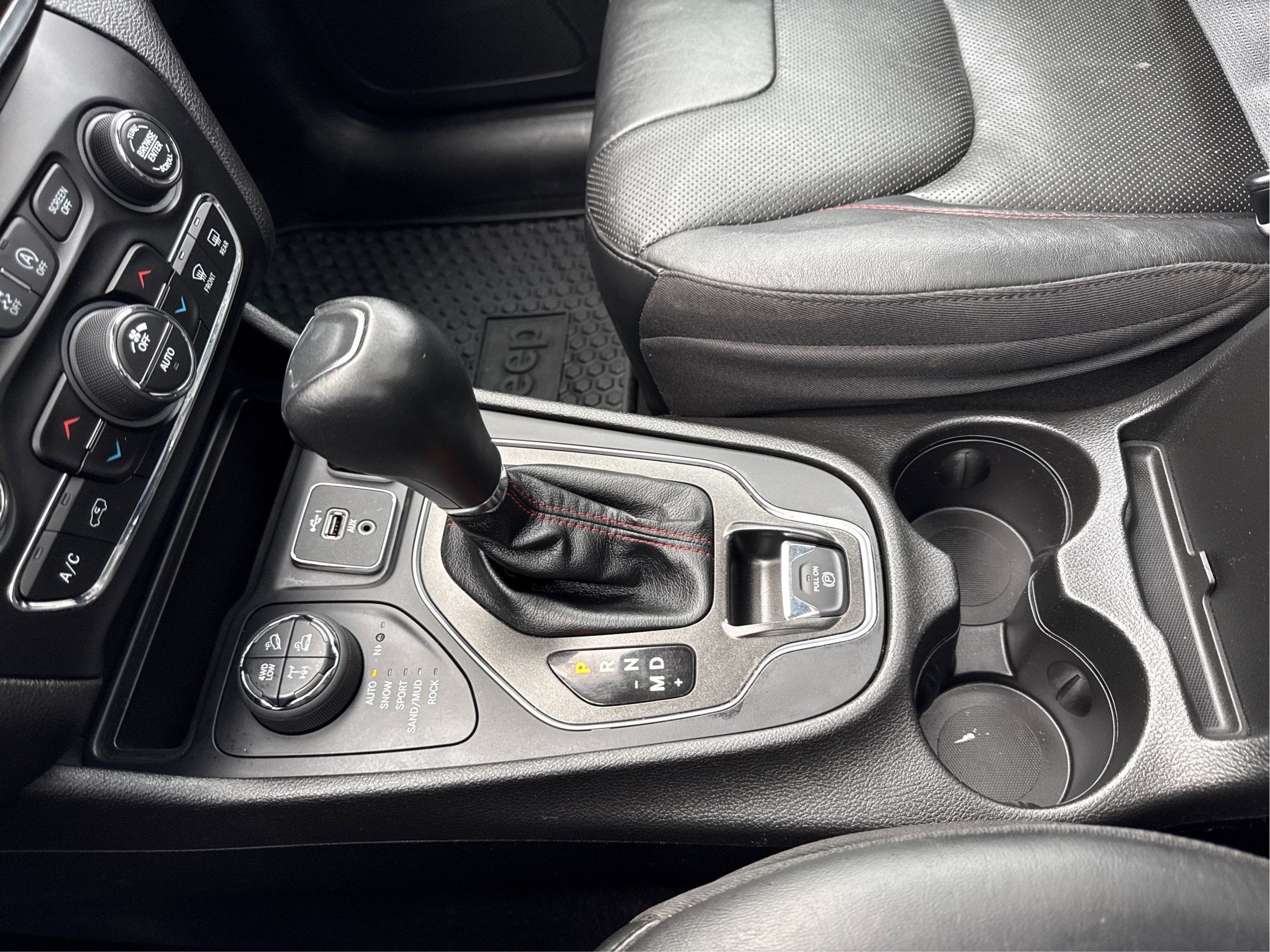 2021 Jeep Cherokee Trailhawk