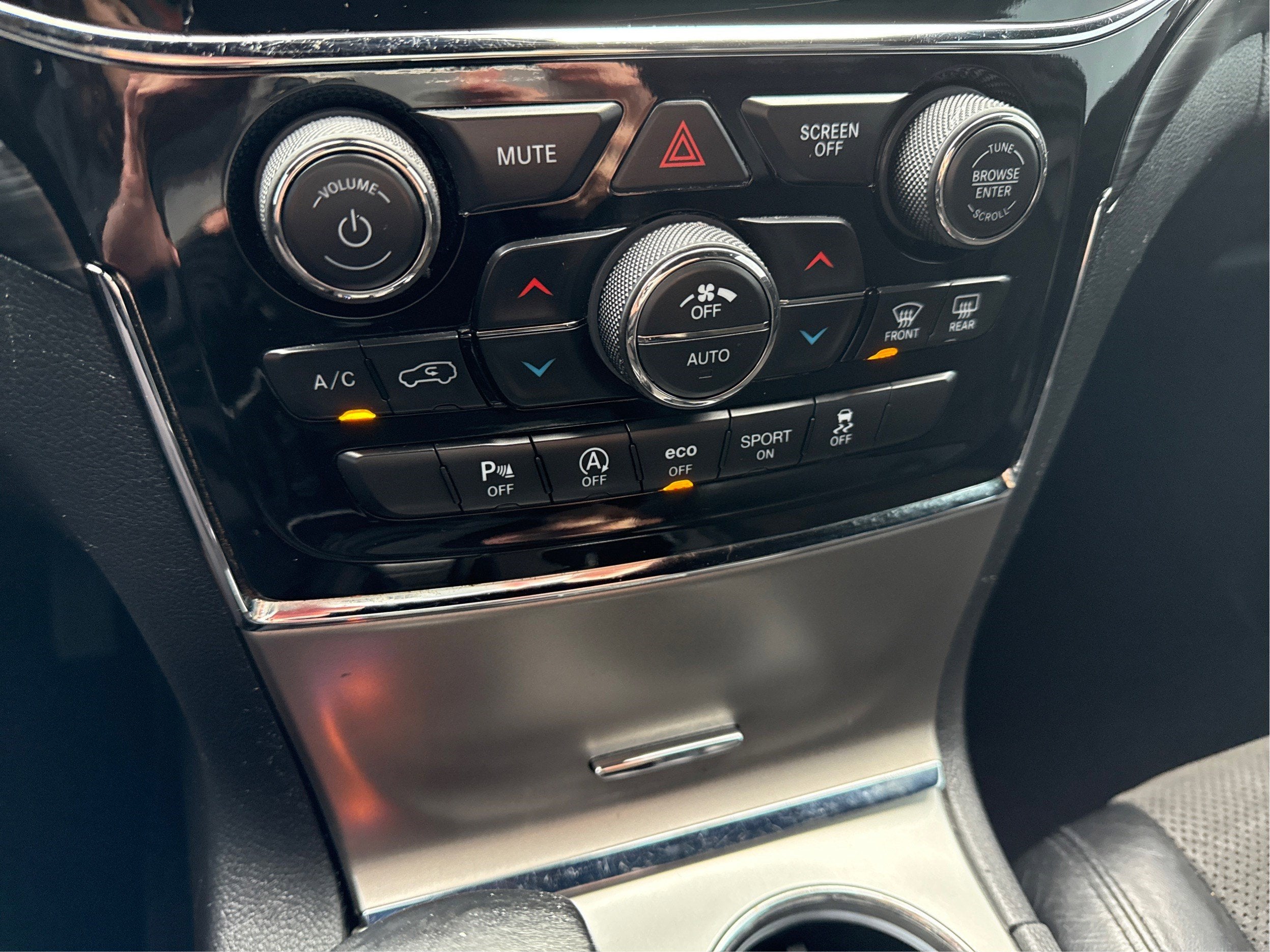 2019 Jeep Grand Cherokee Altitude 4x4