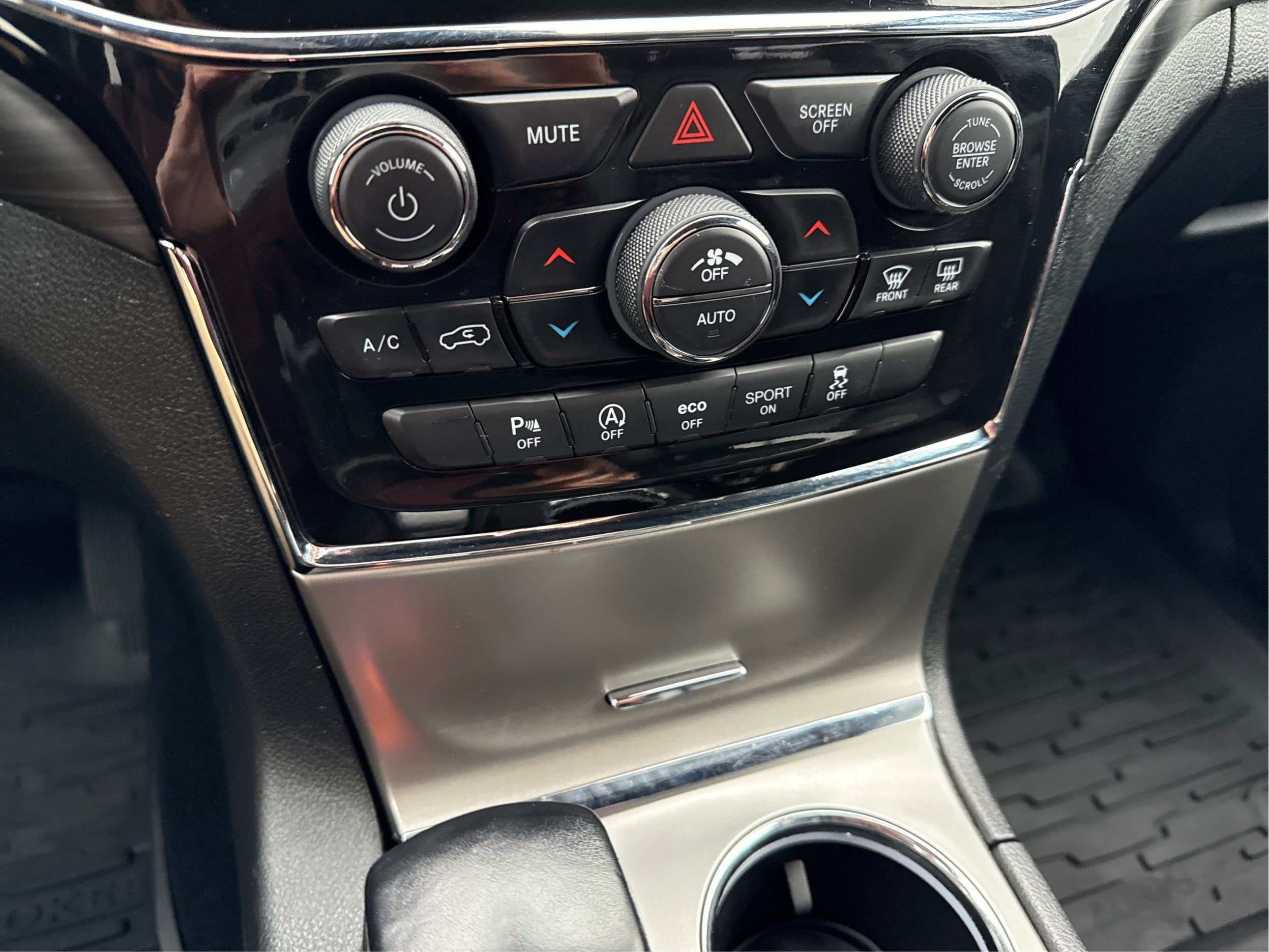 2021 Jeep Grand Cherokee Laredo E