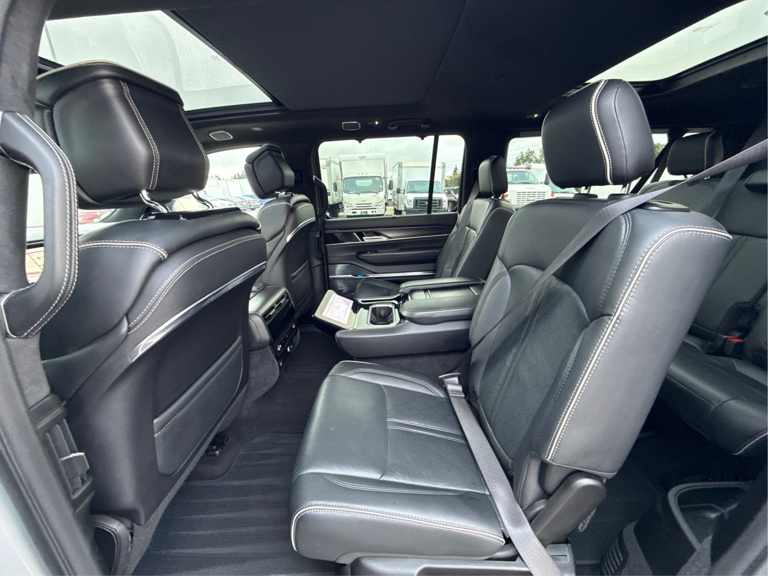 2024 Jeep Grand Wagoneer L Series II