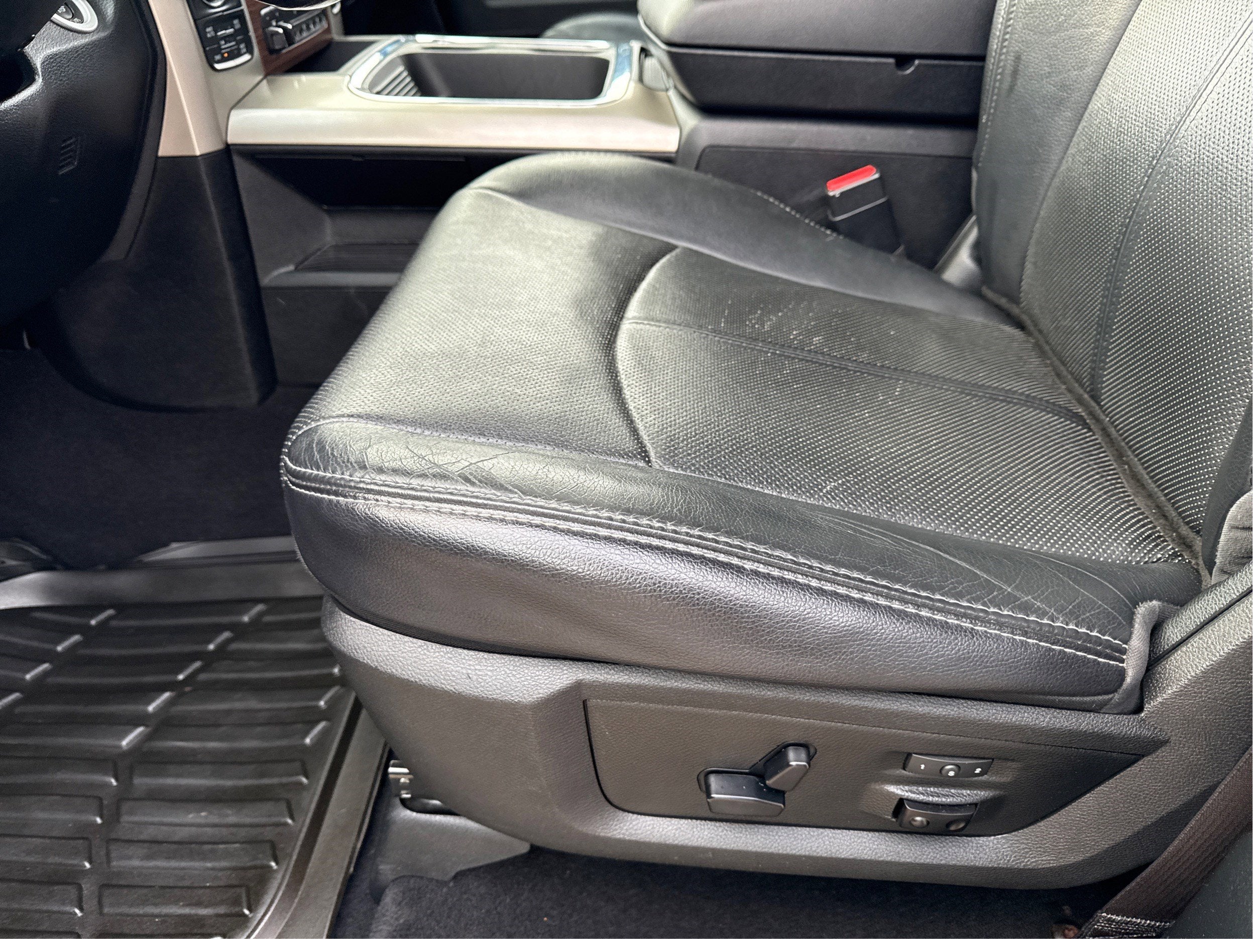 2018 RAM 1500 Laramie
