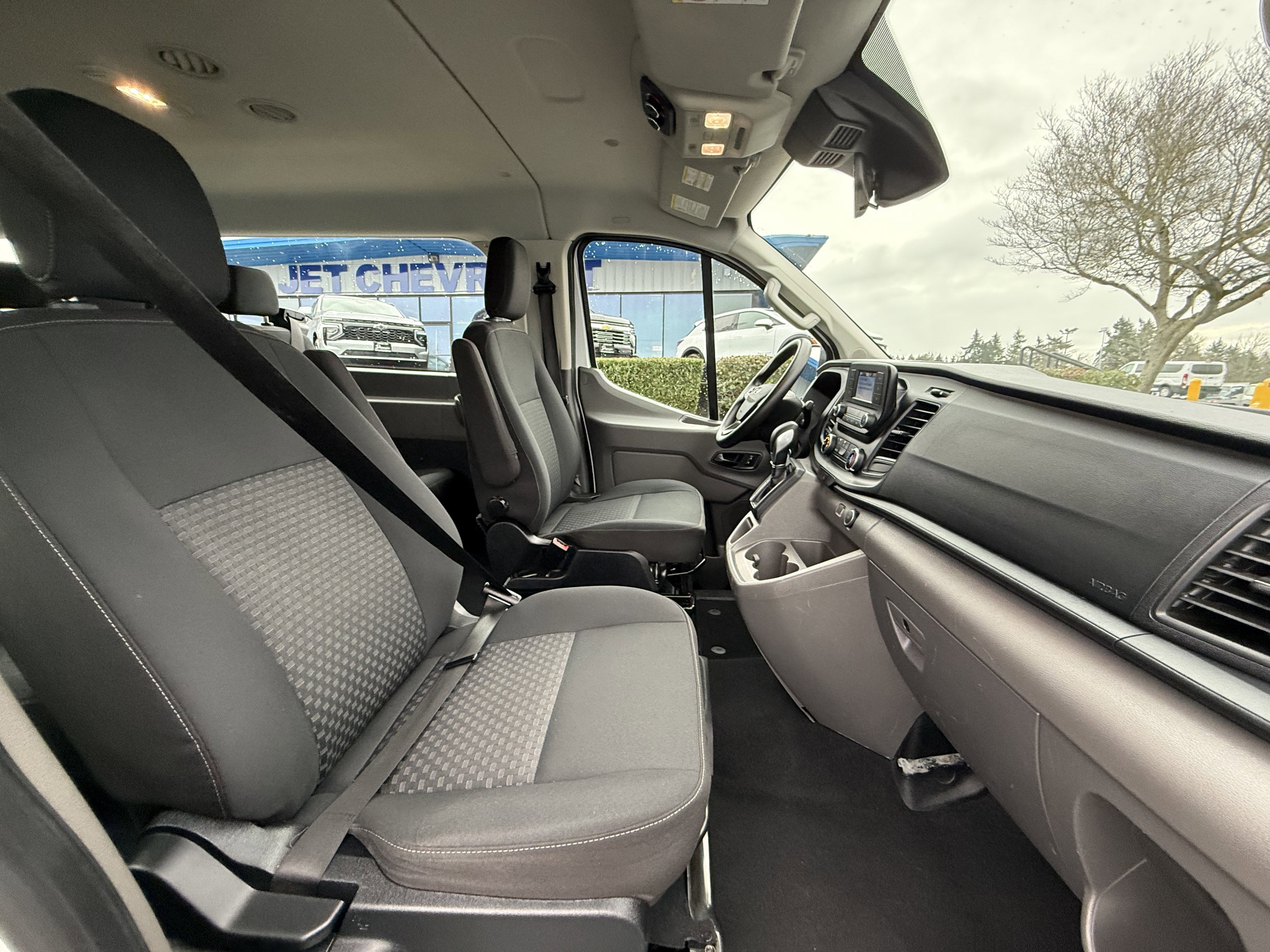 2021 Ford Transit Passenger Wagon XLT