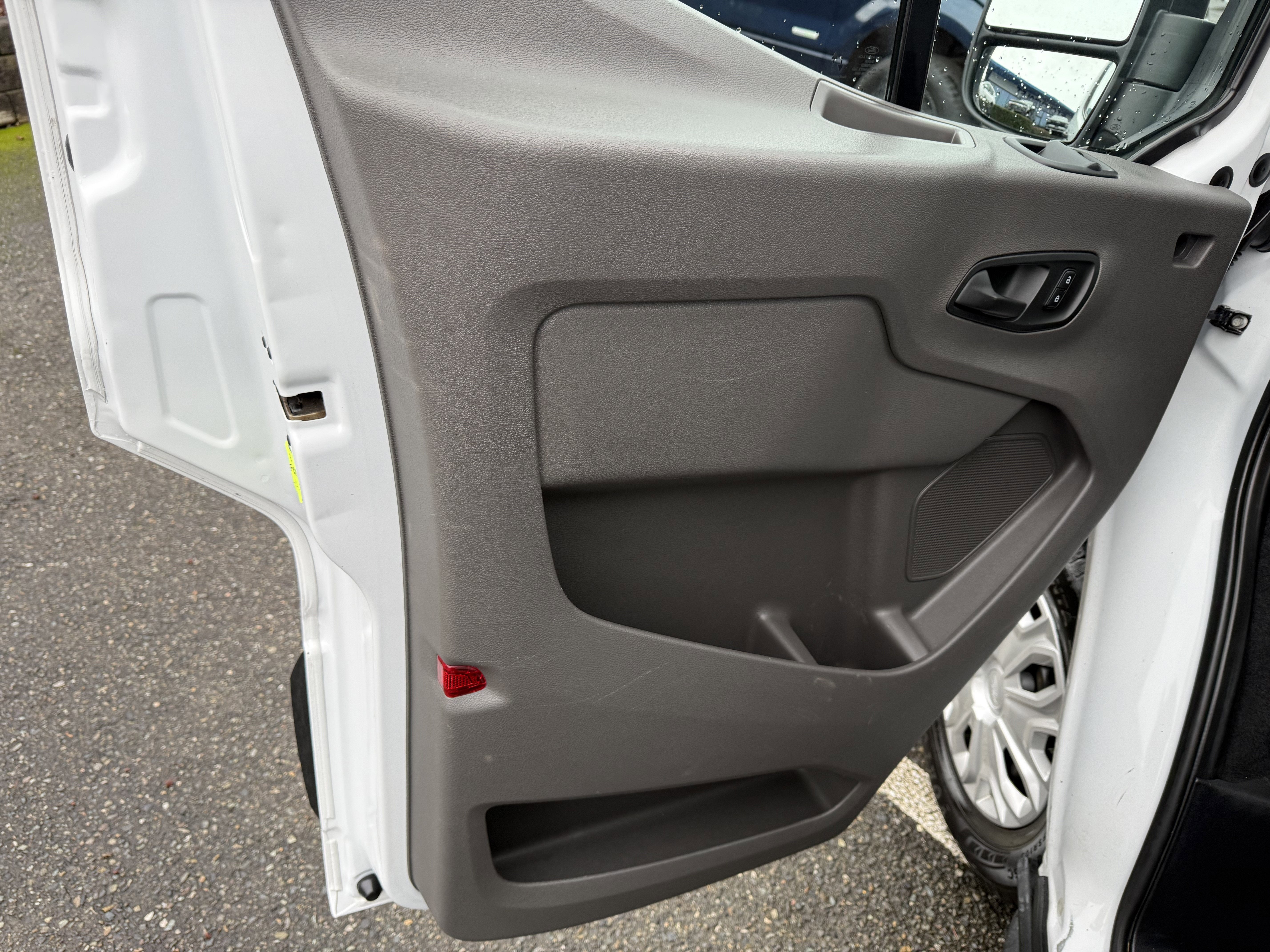 2021 Ford Transit Passenger Wagon XLT