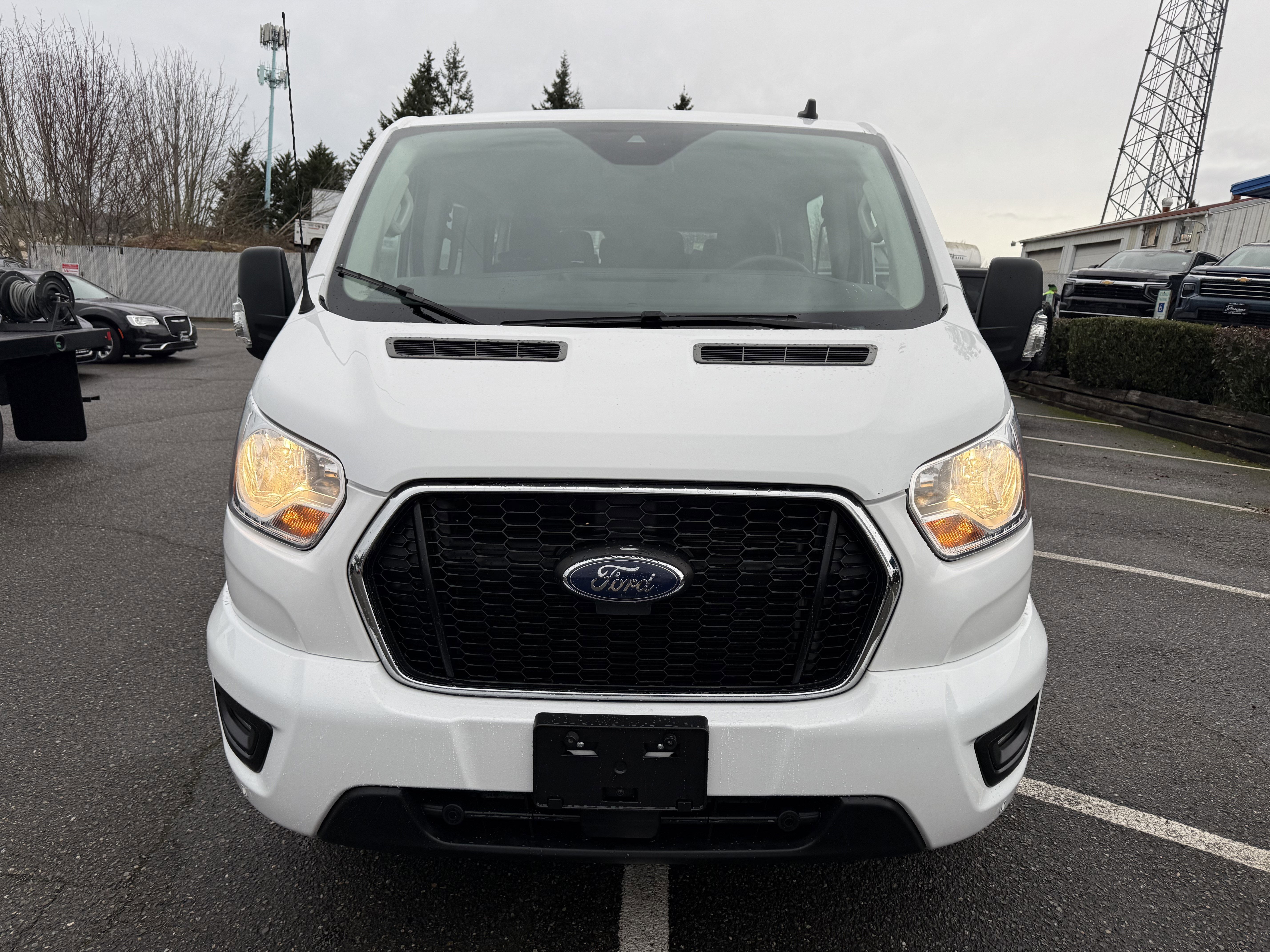 2021 Ford Transit Passenger Wagon XLT