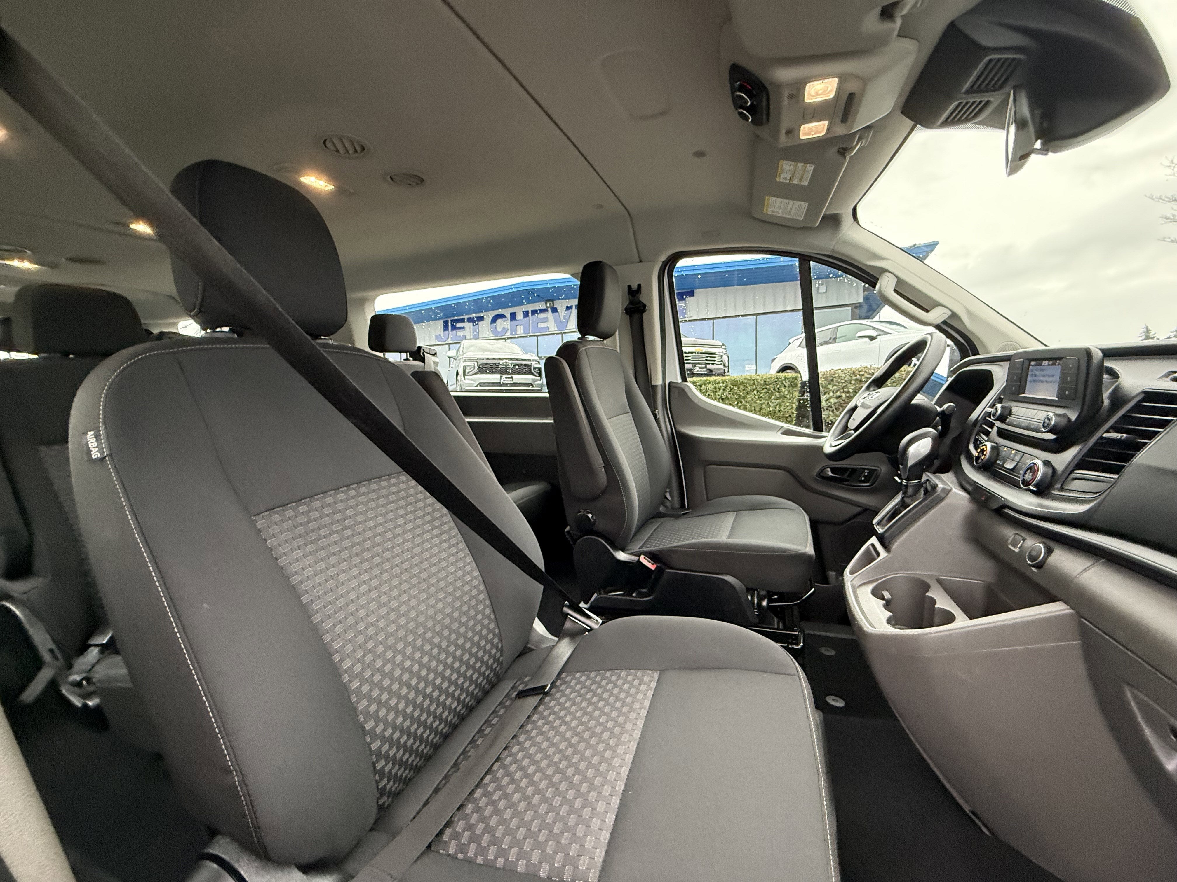 2021 Ford Transit Passenger Wagon XLT