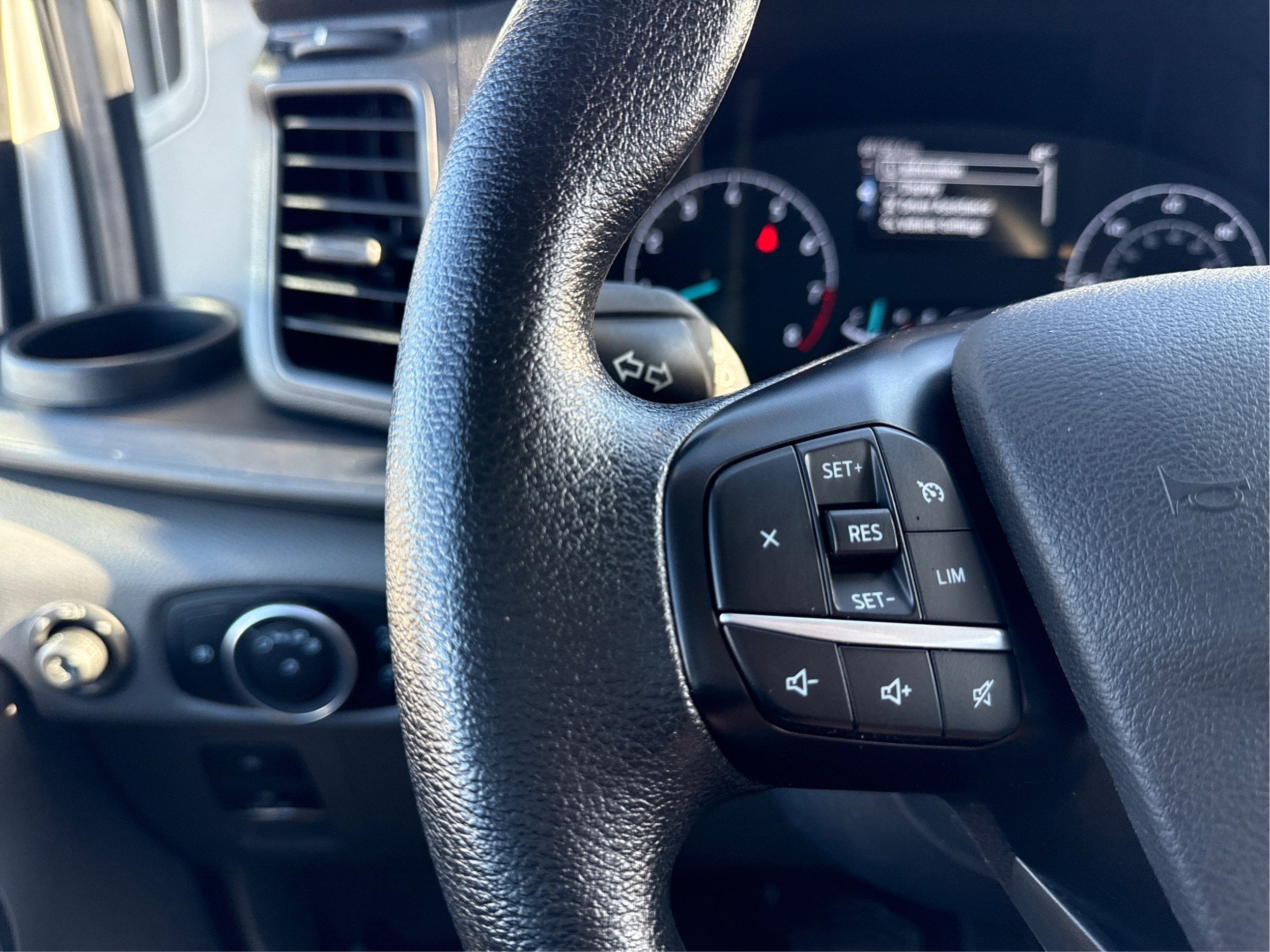 2023 Ford Transit Passenger Wagon XL