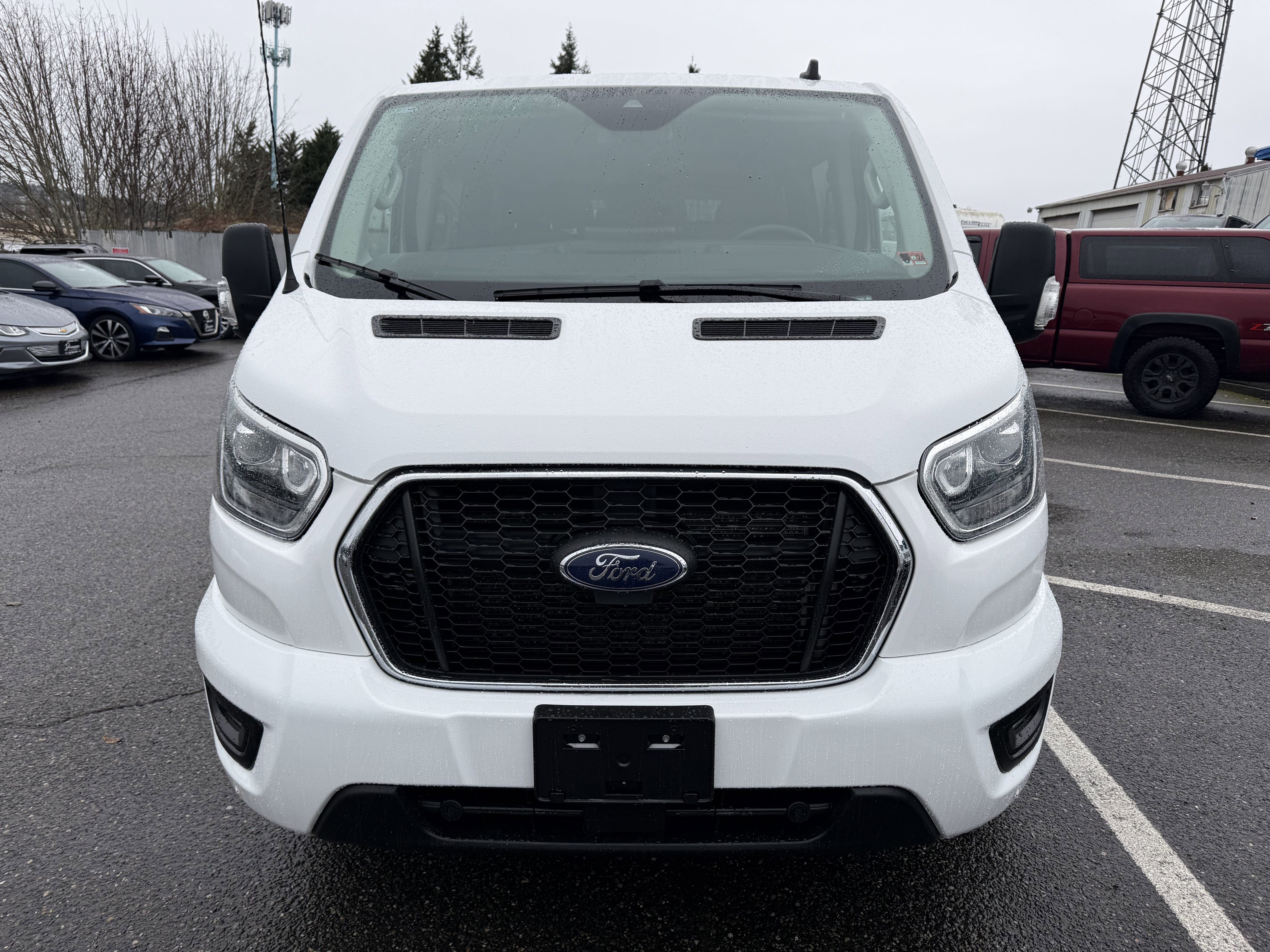 2023 Ford Transit Passenger Wagon XL