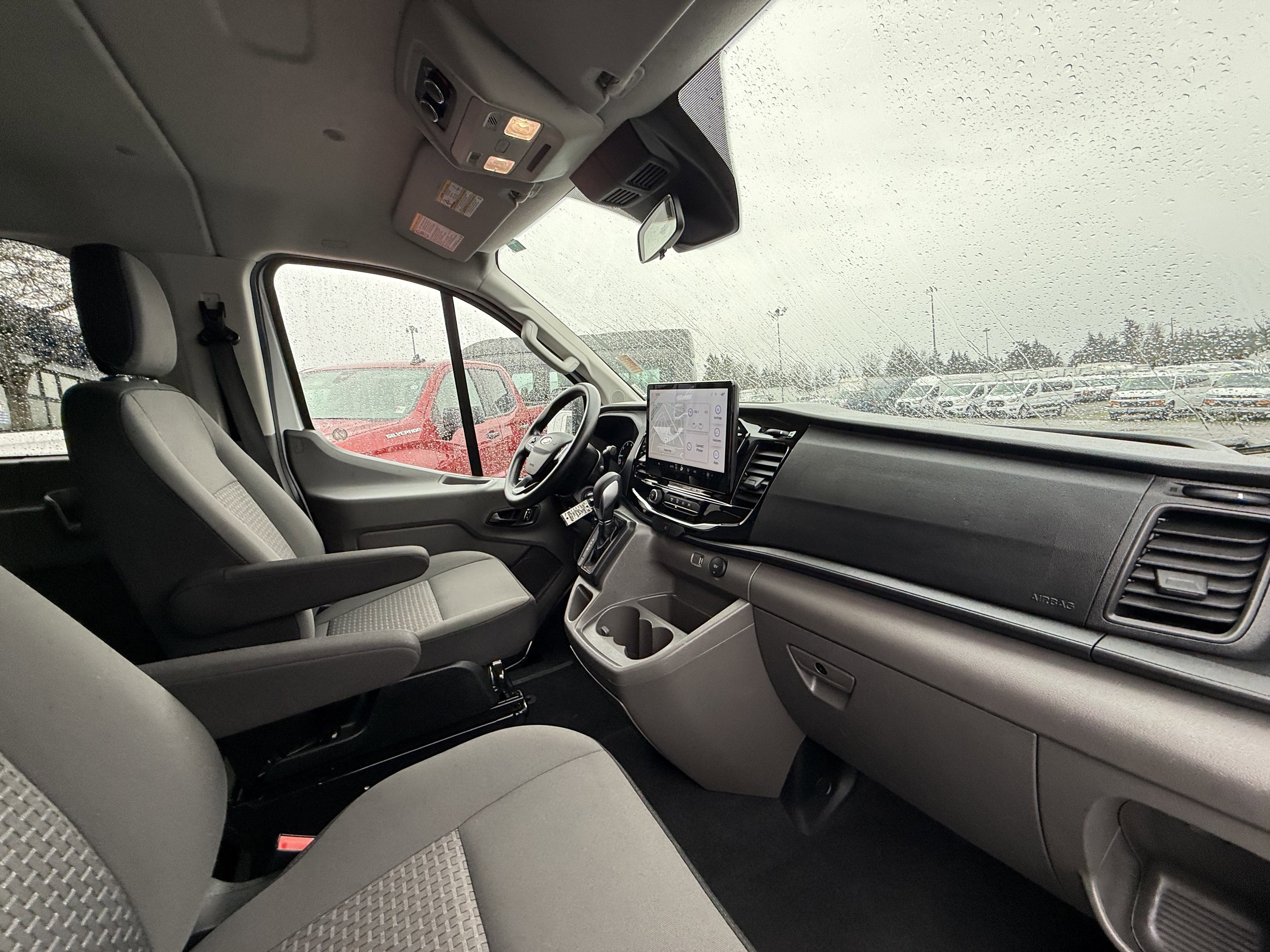 2024 Ford Transit Passenger Wagon XL