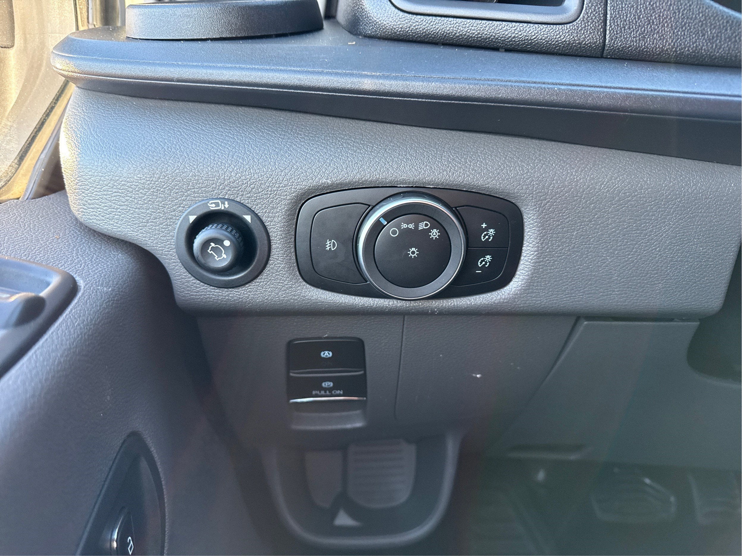 2023 Ford Transit Passenger Wagon XL