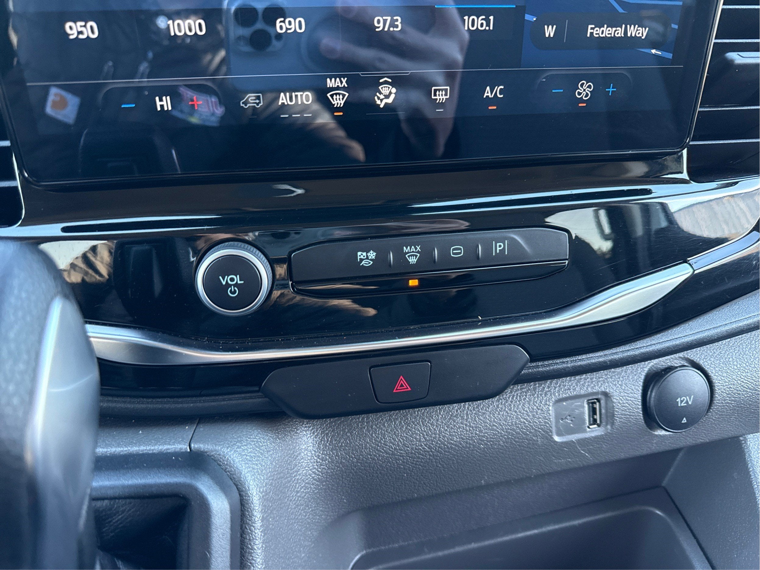 2023 Ford Transit Passenger Wagon XL