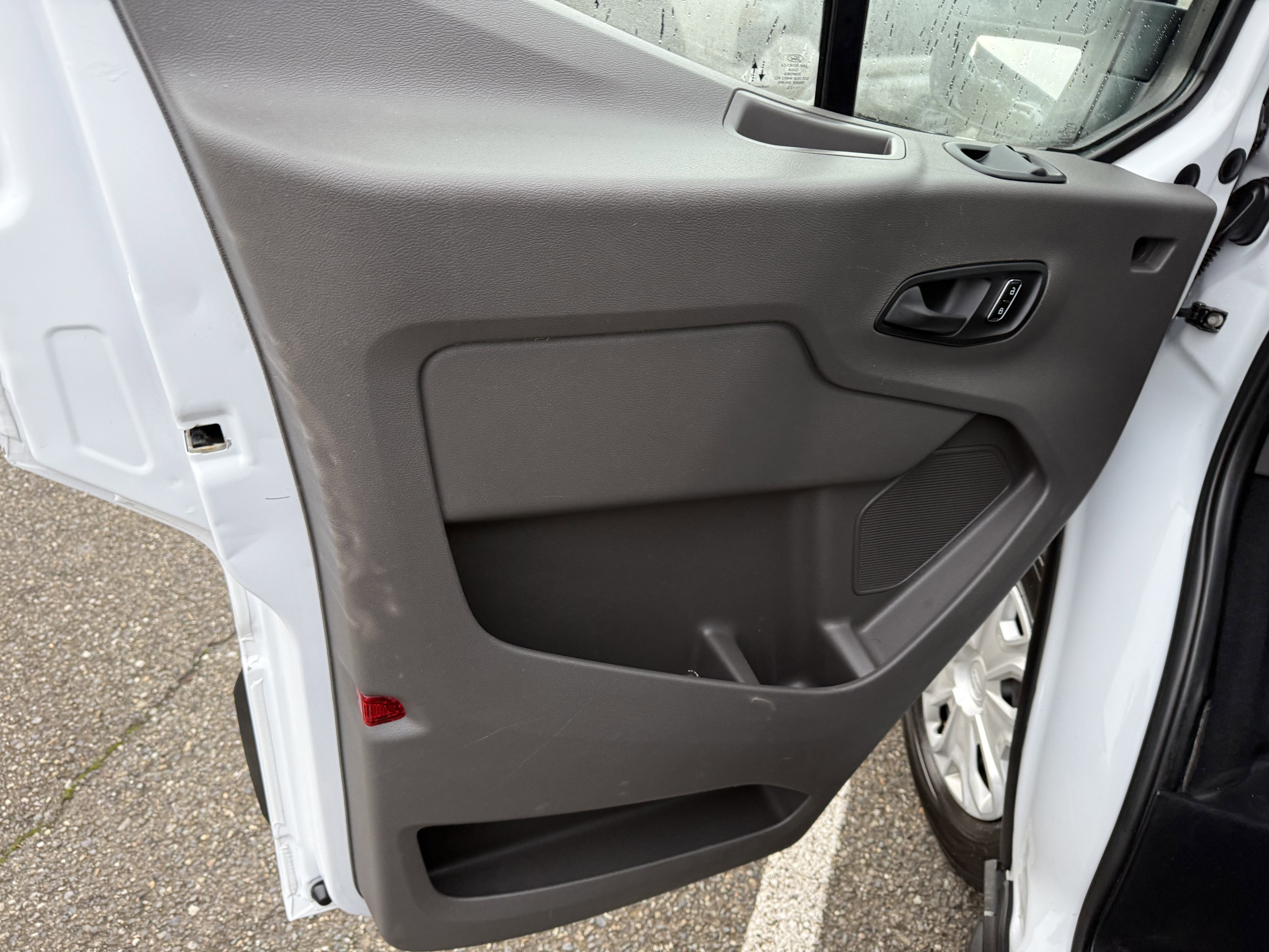 2023 Ford Transit Passenger Wagon XL