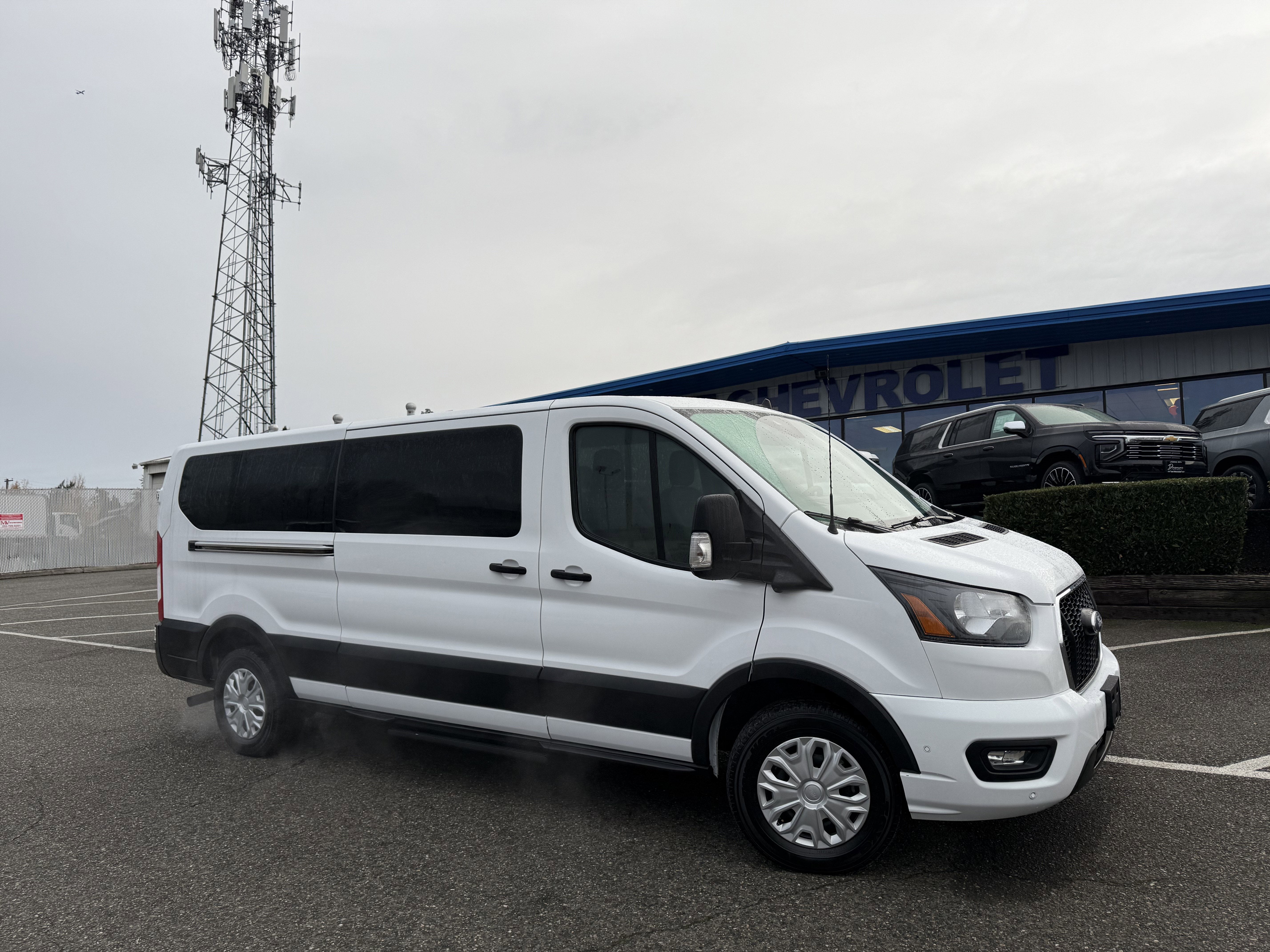2023 Ford Transit Passenger Wagon XL